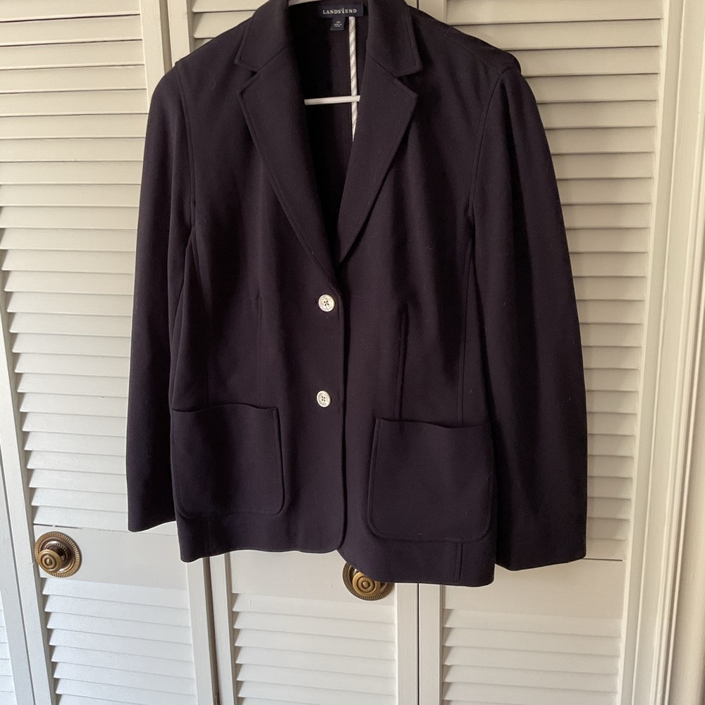 Lands' End Women's Navy Blazer. 14P.